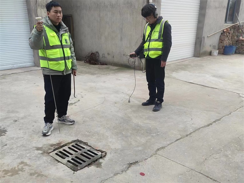 現(xiàn)場漏水檢測維修2